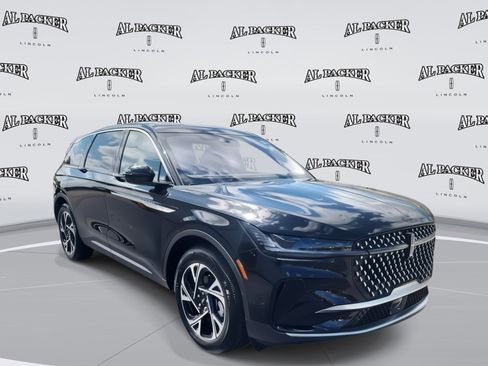 New 2025 Lincoln Nautilus Premier w/ Equipment Group 102A image 7