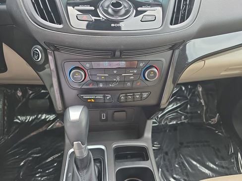 Used 2017 Ford Escape Titanium w/ Equipment Group 301A image 27