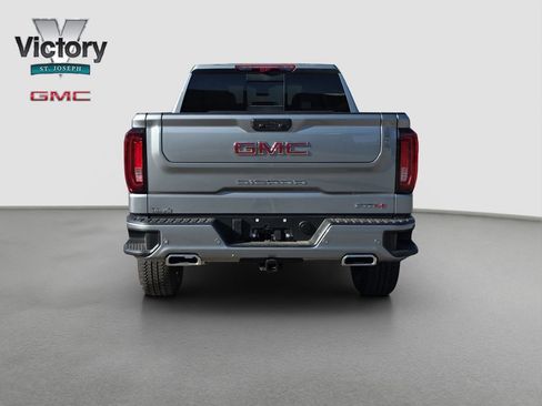 New 2026 GMC Sierra 1500 AT4 w/ AT4 Premium Package AWD/4WD image 16