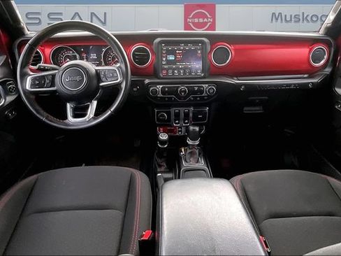 Used 2022 Jeep Wrangler Rubicon w/ Steel Bumper Group AWD/4WD image 7