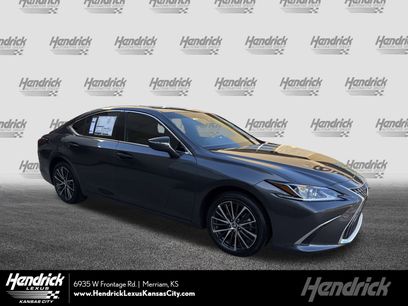 New 2025 Lexus ES 350 w/ Premium Package