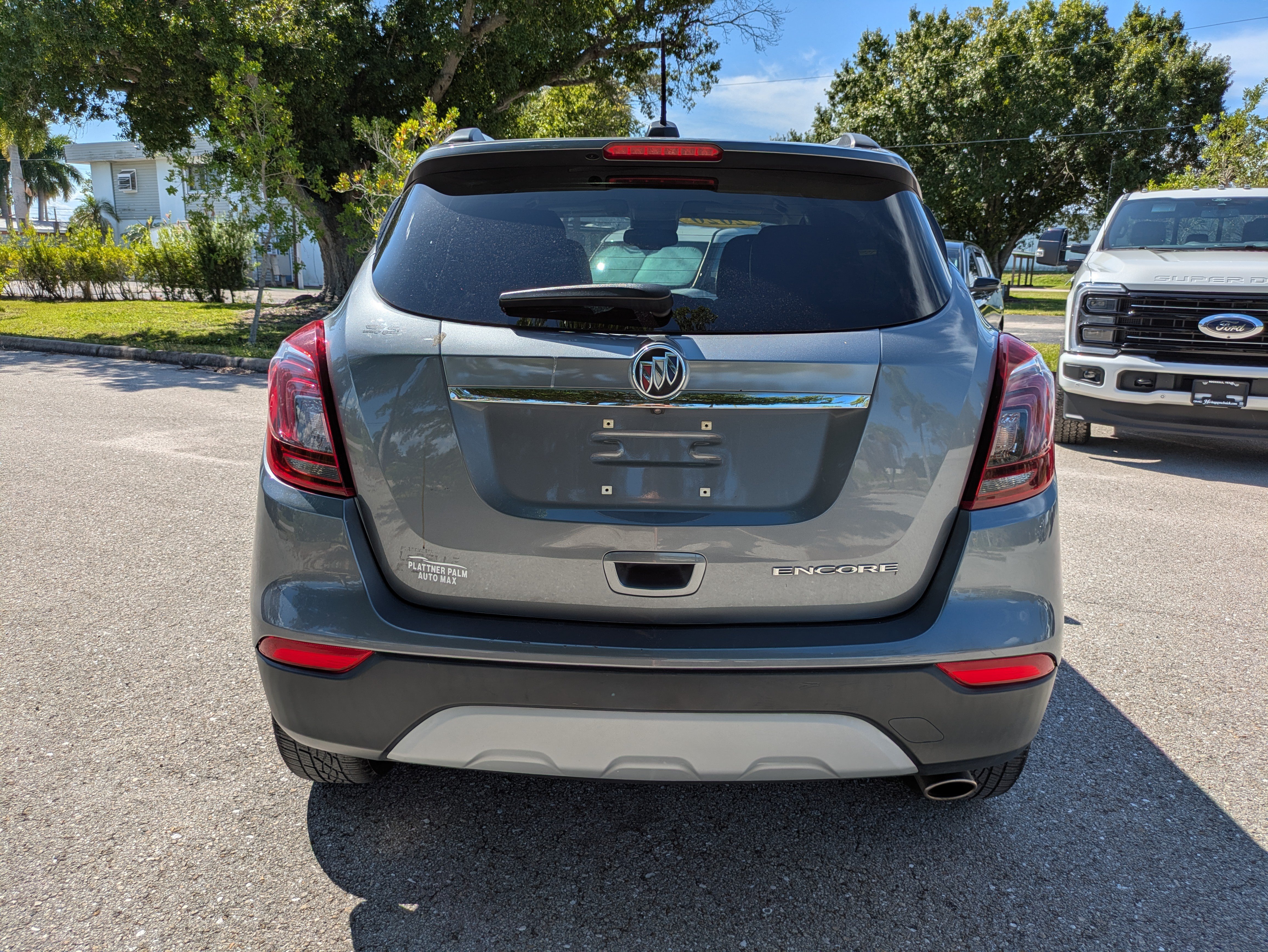 Used 2020 Buick Encore Essence FWD image 8