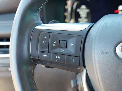 Used 2023 INFINITI QX60 Sensory w/ Vision Package image 13