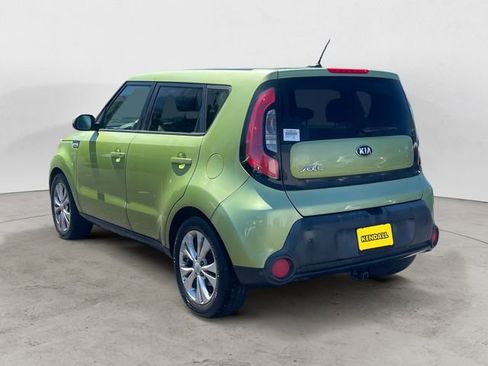 Used 2015 Kia Soul + FWD image 3