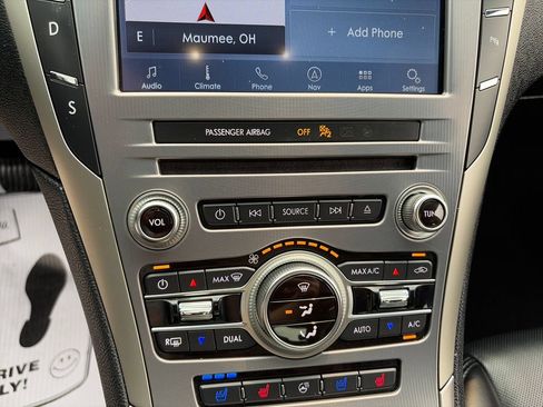 Used 2019 Lincoln MKZ Reserve AWD/4WD image 21