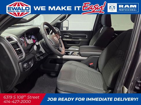 New 2025 RAM 3500 Big Horn image 5