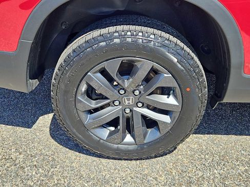 Used 2023 Honda Ridgeline Sport image 9