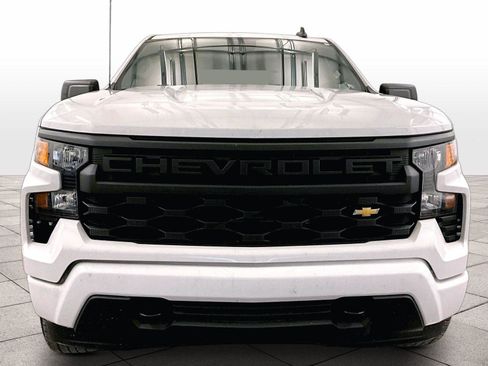 Used 2024 Chevrolet Silverado 1500 Custom AWD/4WD image 3