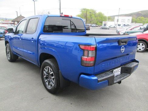 Used 2025 Nissan Frontier SL AWD/4WD image 4
