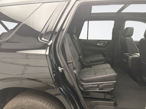 Used 2022 Chevrolet Tahoe RST w/ Sport Performance Package image 20