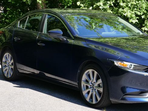 Used 2021 MAZDA MAZDA3 s FWD image 40