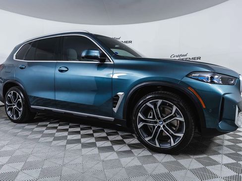 Used 2026 BMW X5 xDrive40i w/ Premium Package AWD/4WD image 2