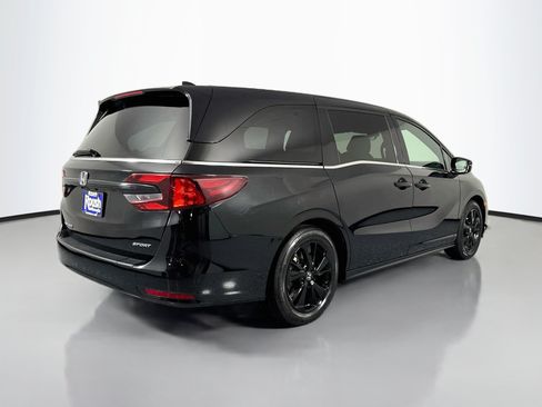 Certified 2023 Honda Odyssey Sport image 5