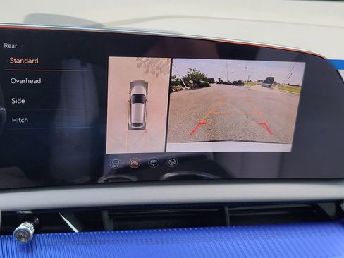 New 2025 Cadillac Optiq Sport 1 image 25