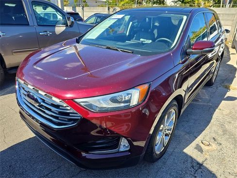 Used 2021 Ford Edge Titanium image 27