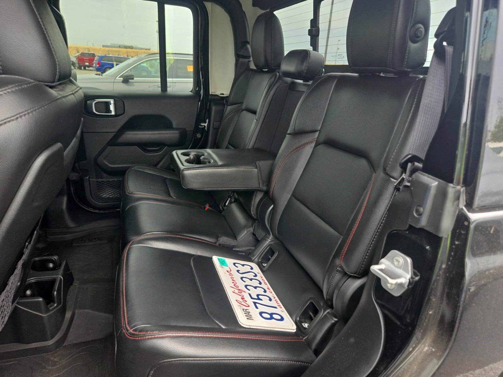 Used 2022 Jeep Gladiator Rubicon AWD/4WD image 9