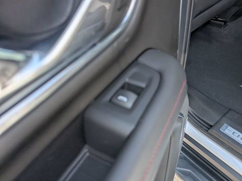 Used 2021 Chevrolet Tahoe RST AWD/4WD image 13