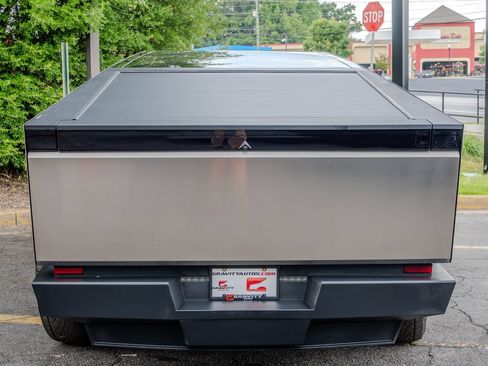 Used 2025 Tesla Cybertruck AWD Crew Cab image 23