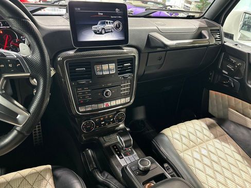 Used 2017 Mercedes-Benz G 63 AMG 4MATIC image 4
