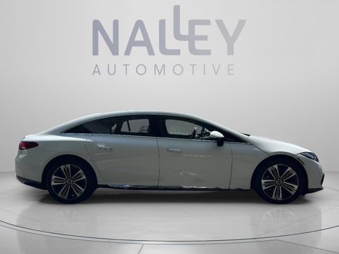 Used 2022 Mercedes-Benz EQS 450+ Sedan image 4