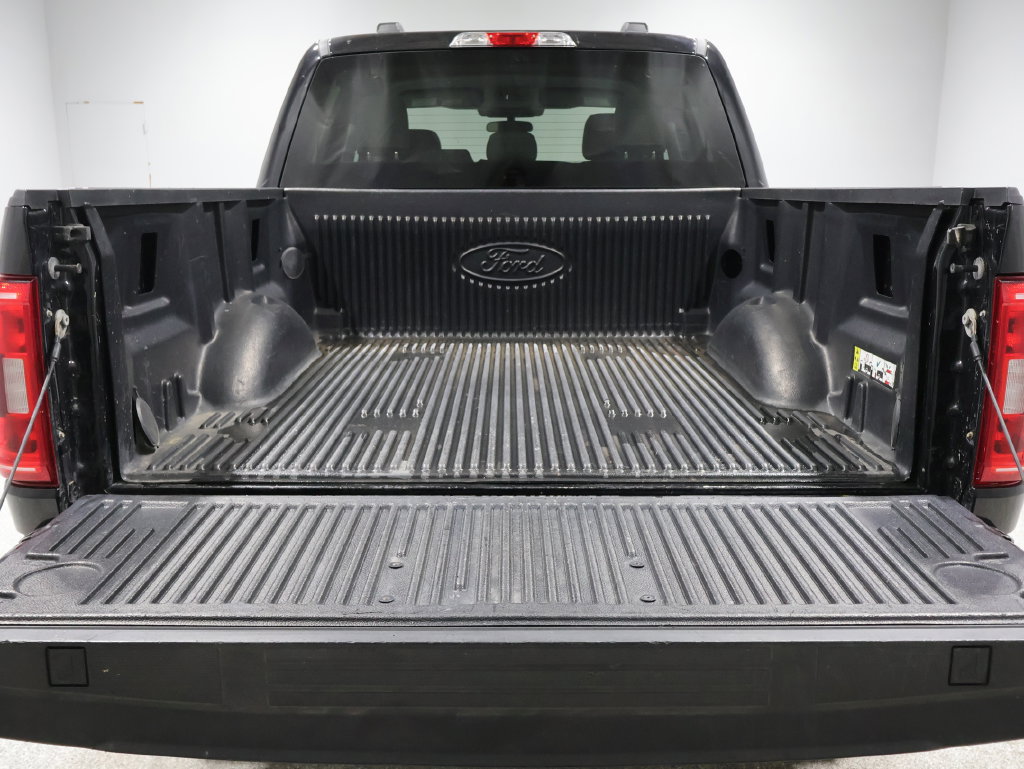 Used 2023 Ford F150 XLT AWD/4WD image 11