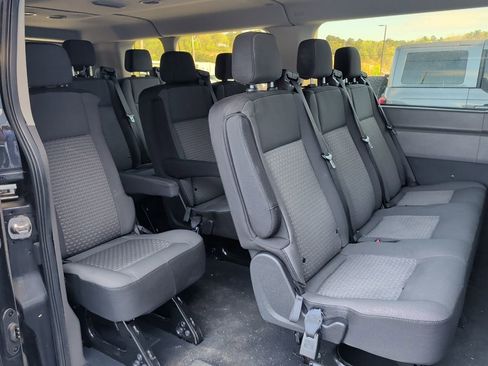 Used 2023 Ford Transit 350 XLT image 10