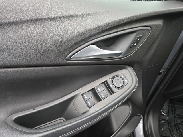 Used 2020 Buick Encore GX Select FWD image 36