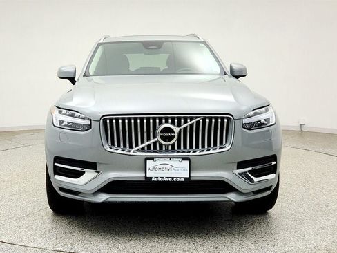 Used 2025 Volvo XC90 T8 Plus w/ Protection Package Premier AWD/4WD image 2