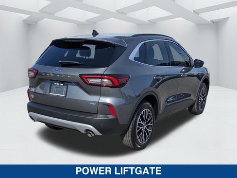 New 2025 Ford Escape SE image 5