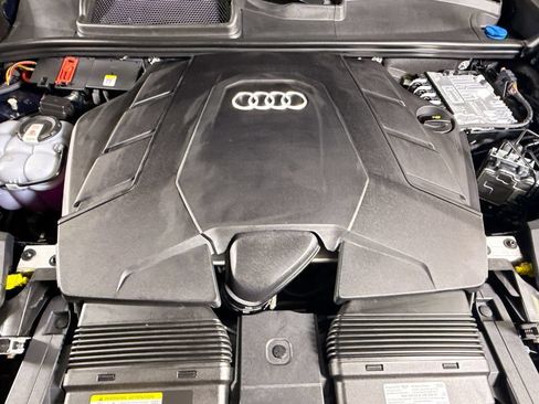 Used 2026 Audi Q8 Premium w/ Convenience Plus Package AWD/4WD image 23