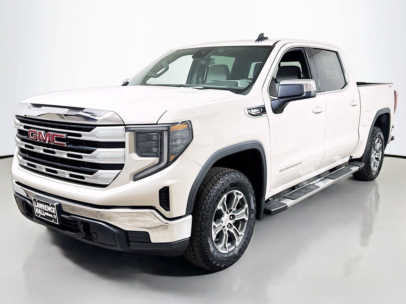 New 2026 GMC Sierra 1500 SLE AWD/4WD image 1