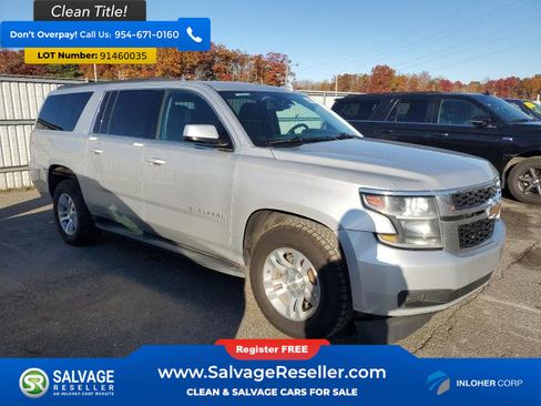 Used 2019 Chevrolet Suburban LT image 5