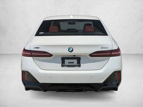 Used 2025 BMW 530i xDrive w/ M Sport Package AWD/4WD image 6