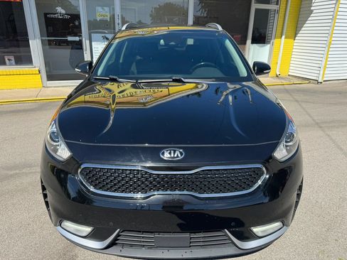 Used 2019 Kia Niro Touring FWD image 13