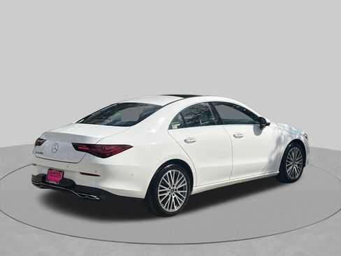 Used 2025 Mercedes-Benz CLA 250 image 5