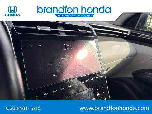 Used 2022 Hyundai Tucson Limited AWD/4WD image 18