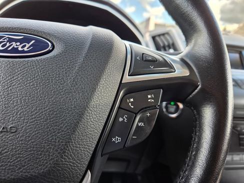 Used 2016 Ford Edge SEL AWD/4WD image 18