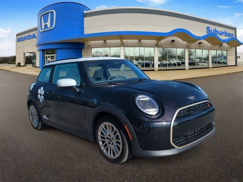 Used 2025 MINI Cooper S image 2