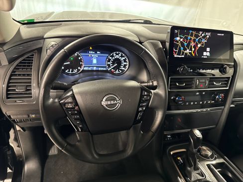 Used 2023 Nissan Armada SV AWD/4WD image 19