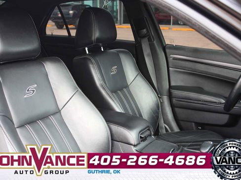 Used 2012 Chrysler 300 S image 15