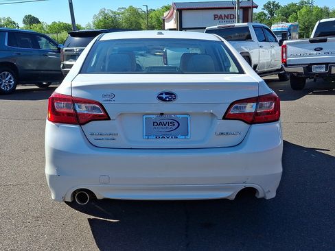 Used 2015 Subaru Legacy 2.5i Premium AWD/4WD image 5