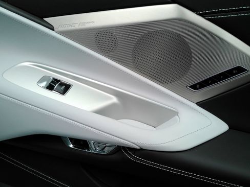 Used 2026 Chevrolet Corvette Stingray Premium Cpe w/ Z51 Performance Package RWD image 19