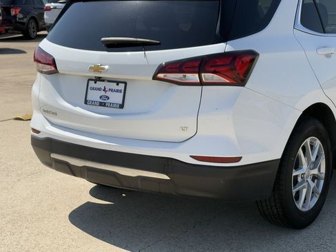 Used 2023 Chevrolet Equinox LT FWD image 7