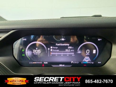 New 2026 Jeep Cherokee Overland AWD/4WD image 18
