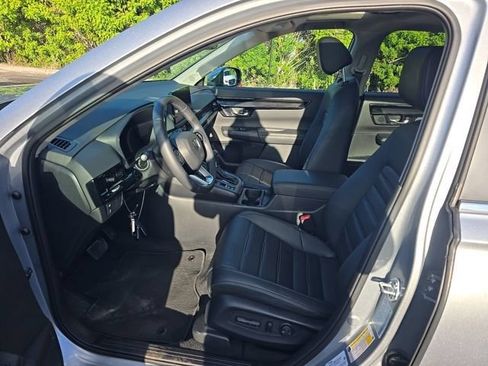 Used 2025 Honda CR-V EX-L image 5