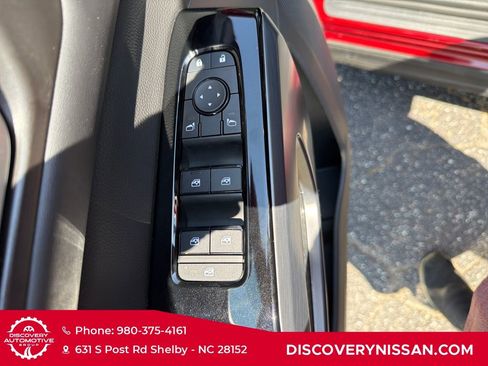 New 2026 Nissan Pathfinder SL w/ SL Premium Package (P04) AWD/4WD image 11