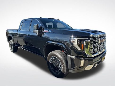 Certified 2024 GMC Sierra 3500 Denali w/ Denali Reserve Package image 2