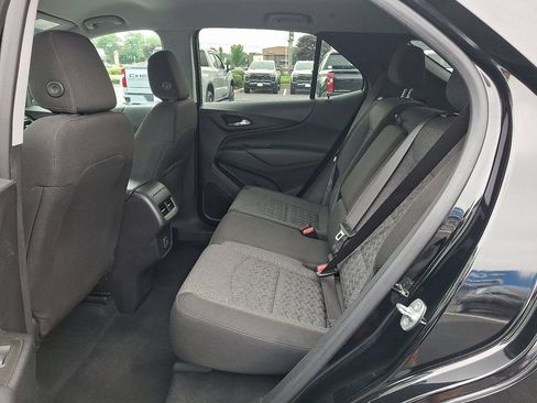 Certified 2023 Chevrolet Equinox LT AWD/4WD image 10
