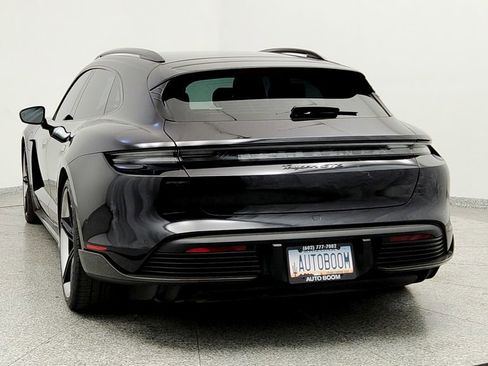 Used 2023 Porsche Taycan GTS image 4