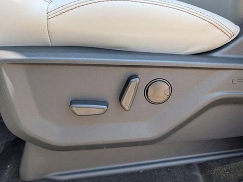 New 2025 Ford Expedition Max Active image 21